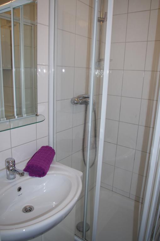 Ad Monte Apartment *